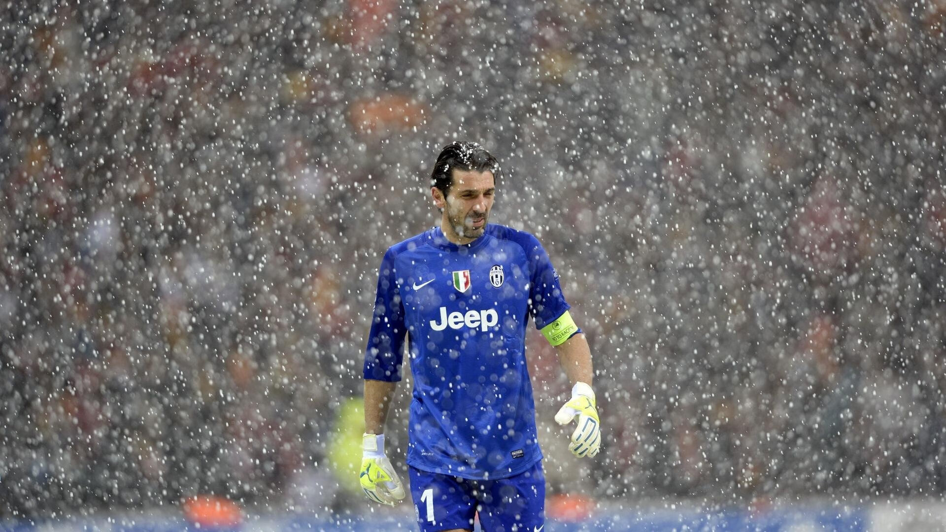 凯尔·查默斯完美入水展现顶尖实力，查尔斯凯恩